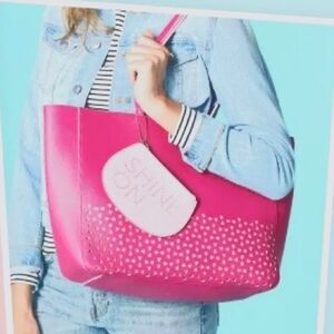 Bath & Body Works VIP Hot Pink Cutlet Tote with "Shine On" Wristlet Set,  NWT
